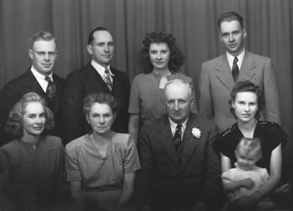 Frank and Belle Barkey Family - 1946
